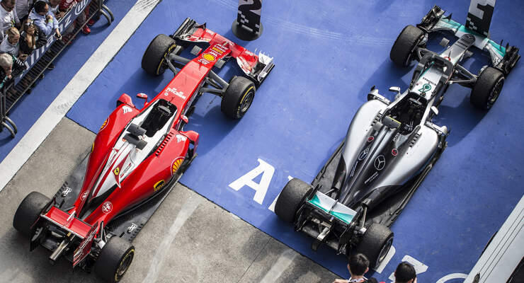 Mercedes vs. Ferrari - GP China 2016