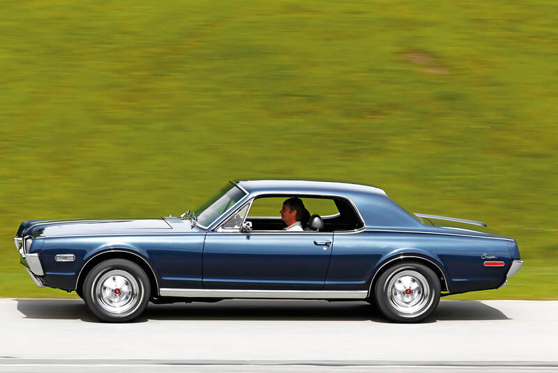Mercury Cougar, Seitenansicht