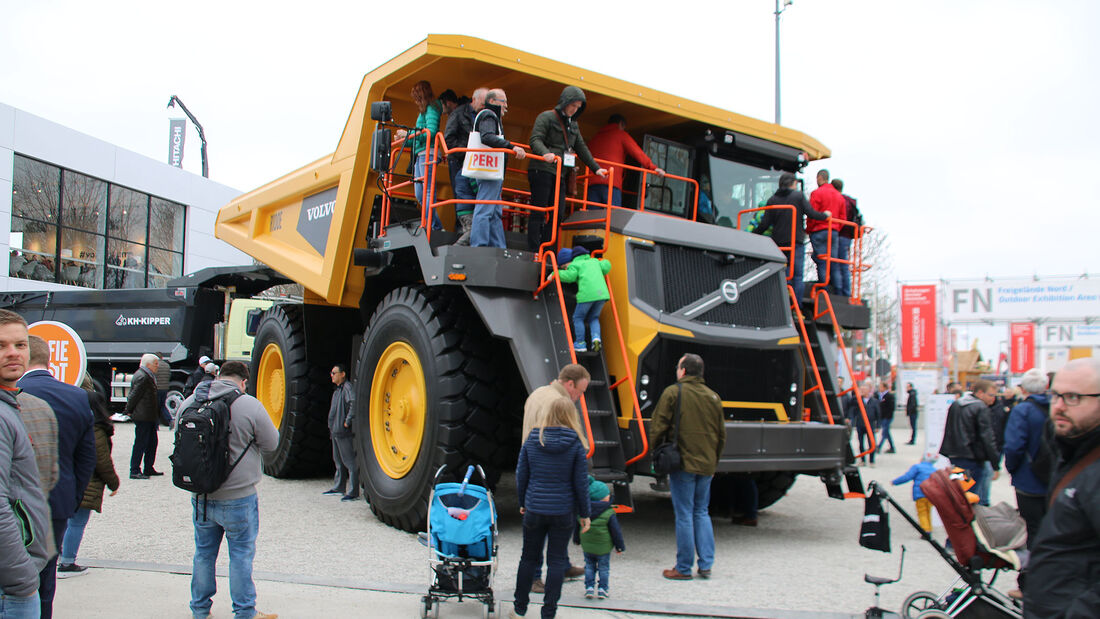 Messe Bauma München 2019: Die Größte Messe, Die Dicksten Maschinen ...