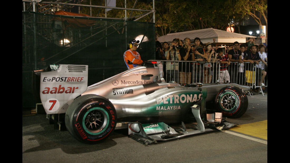 Michael Schumacher GP Singapur Crashs 2011