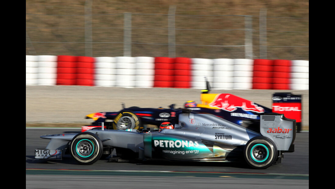 Michael Schumacher & Mark Webber - F1-Test - Barcelona 2012