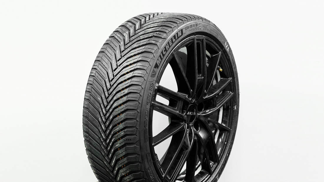 Ganzjahresreifen in 235/35 R 19 91Y XL im Test AUTO MOTOR UND SPORT