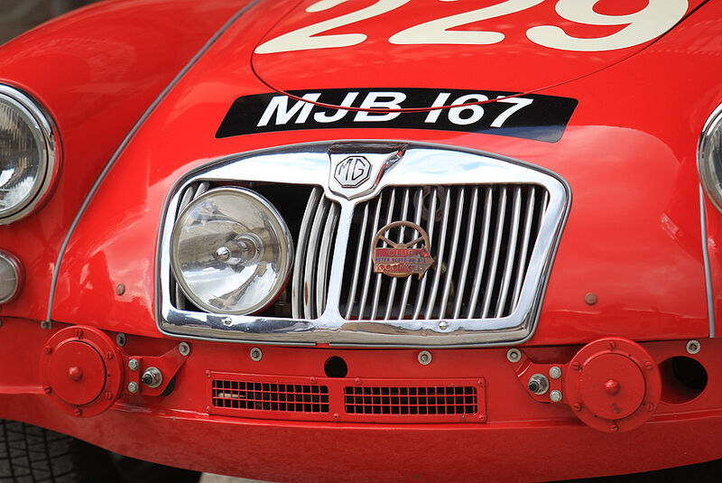 Mille Miglia 2010 - MGA mit gut verstecktem Zusatzscheinwerfer