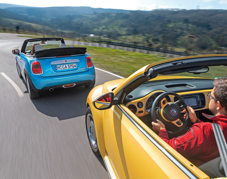 Mini Cooper Cabrio Und Vw Beetle Cabrio Im Vergleich Auto