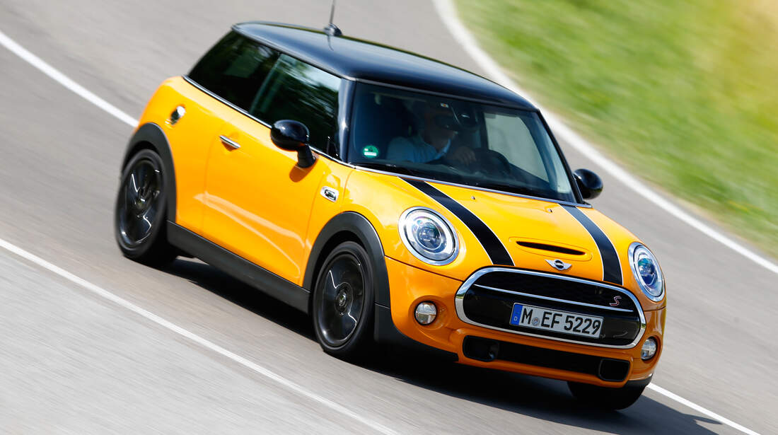 Mini Cooper S Vs Ford Fiesta St Perfektion Gegen Sportlichen