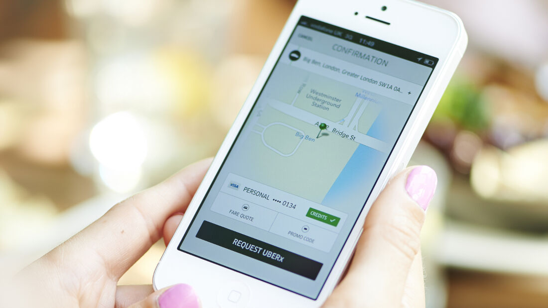 Mit der App Uber Pop lassen sich Mitfahrgelegenheiten per Smartphone buchen.