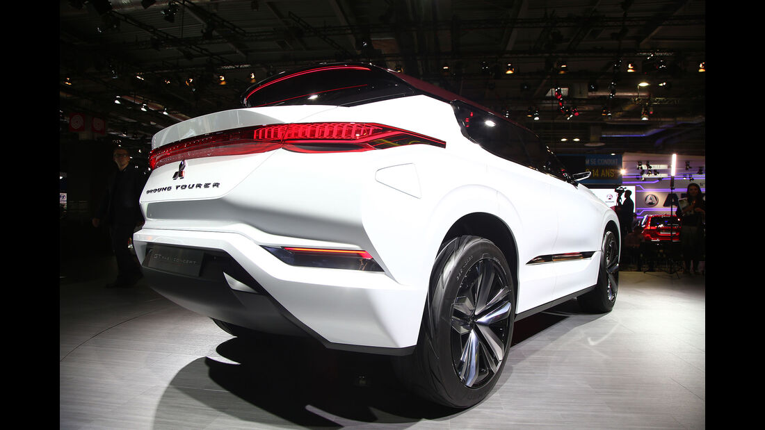 Mitsubishi GT-PHEV Concept