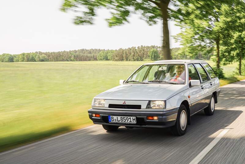 Mitsubishi Lancer Combi 1500 EXE, C12V (1990)