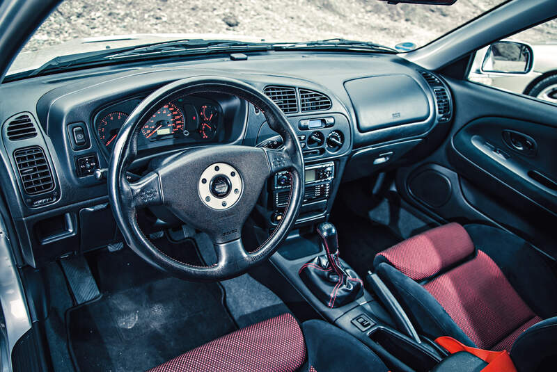 Mitsubishi Lancer Evo VI, Cockpit