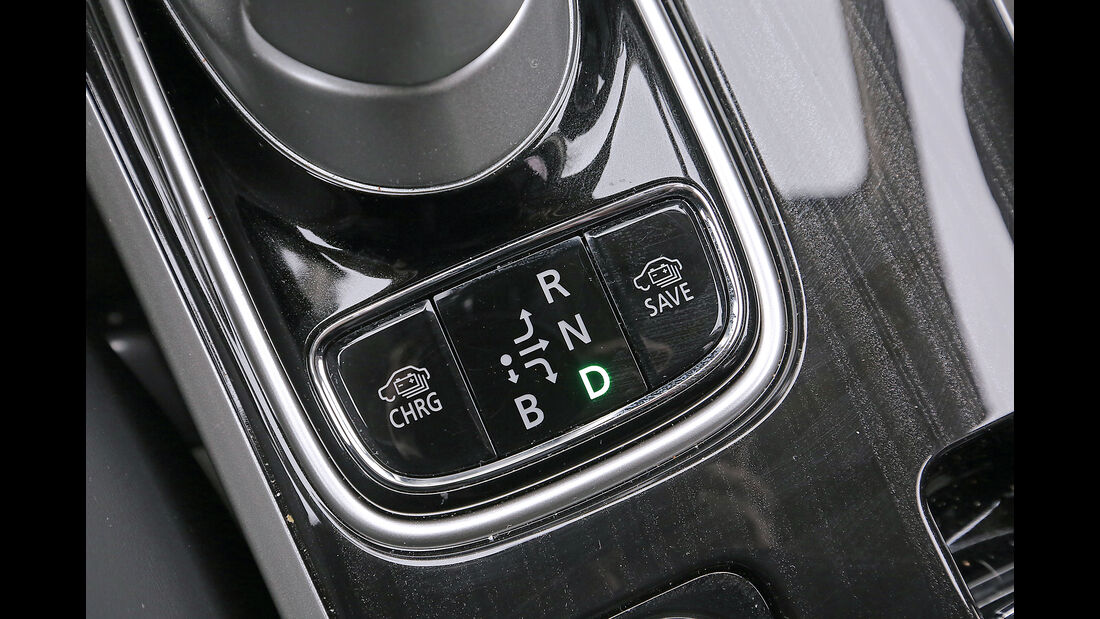 Mitsubishi Outlander Plug-in Hybrid Details