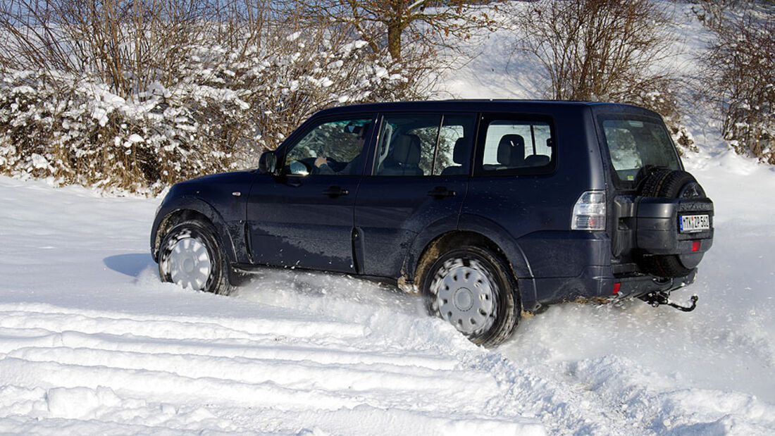 Mitsubishi Pajero Inform 2011