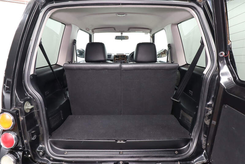 Mitsubishi Pajero Jr. Flying Pug (1998)