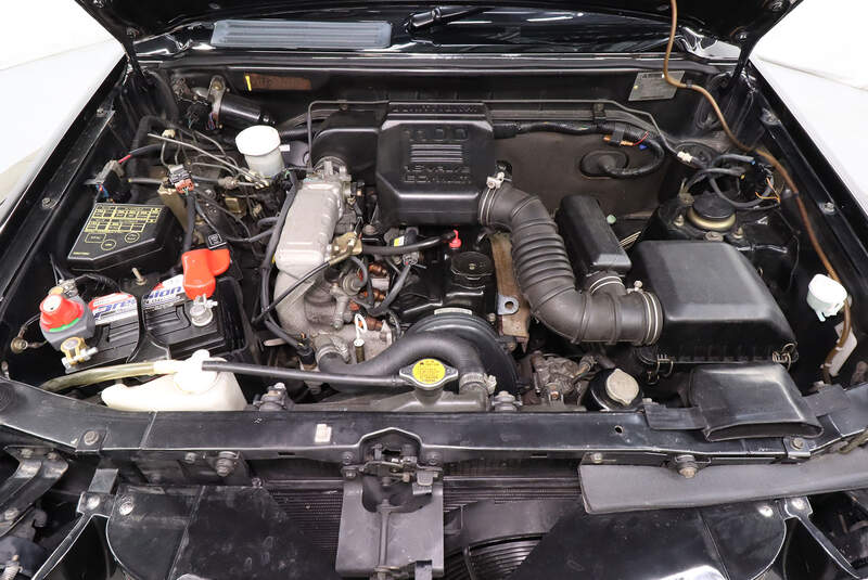 Mitsubishi Pajero Jr. Flying Pug (1998)