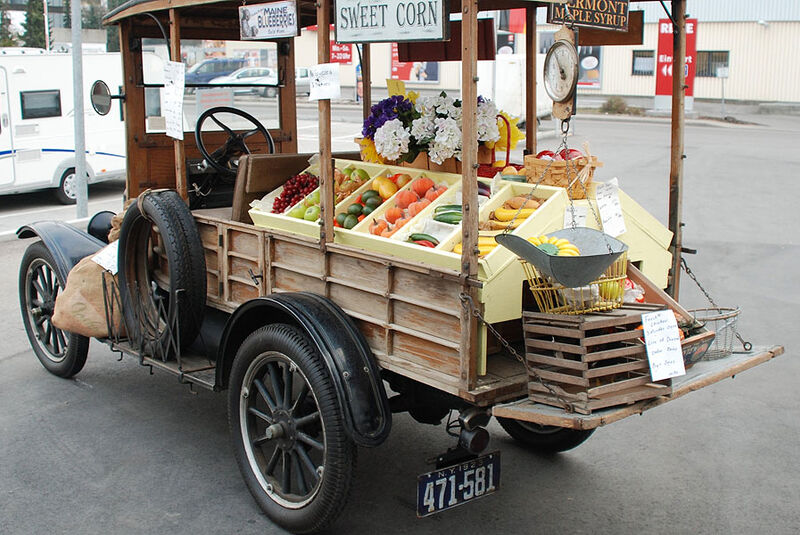 Model-T Fruit-Truck
