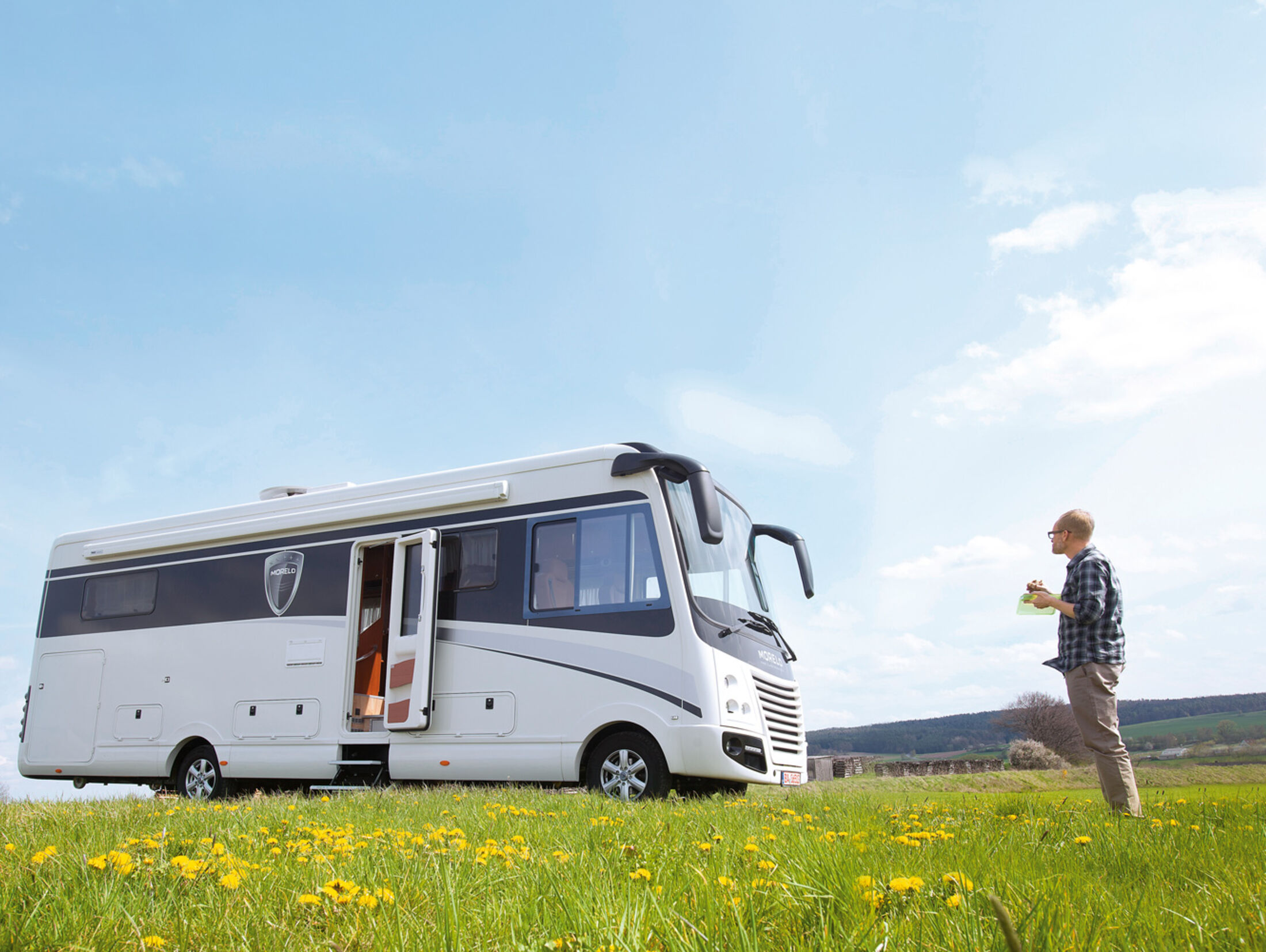 Luxus-Camping: Dieser VW-Bus macht sich nachts ganz lang - WELT