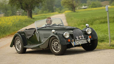 Morgan Plus 8 (1973)