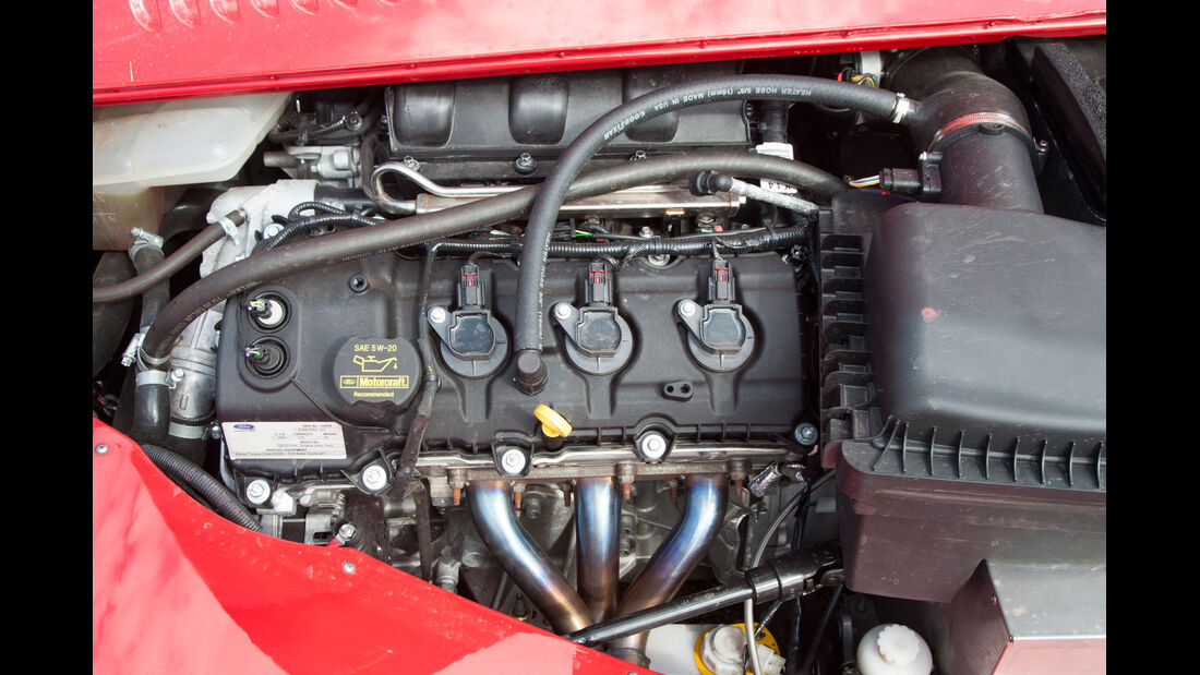 Morgan Roadster V6, Morgan Plus 8, Motor