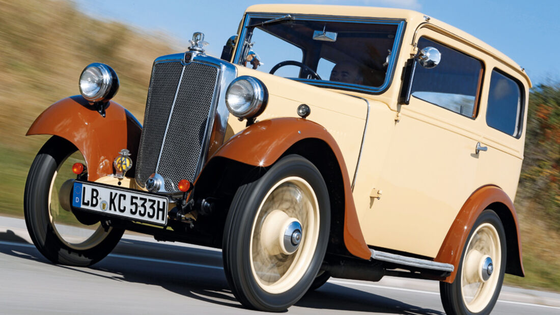 Morris Minor Saloon, Front