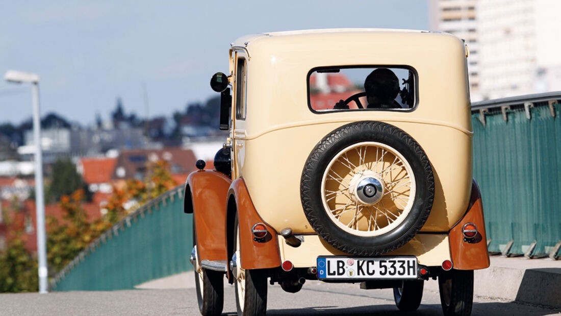 Morris Minor Saloon, Heck