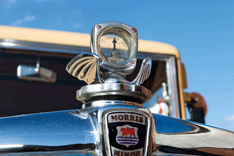 Morris Minor Saloon, Kühlerverschluss, Morris Minor Logo, Detail