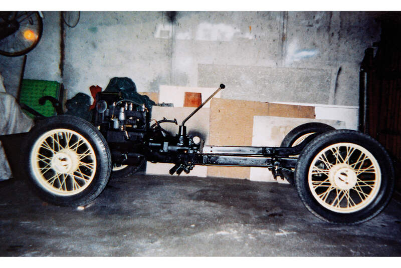 Morris Minor Saloon, Restaurierung des Chassis, Detail