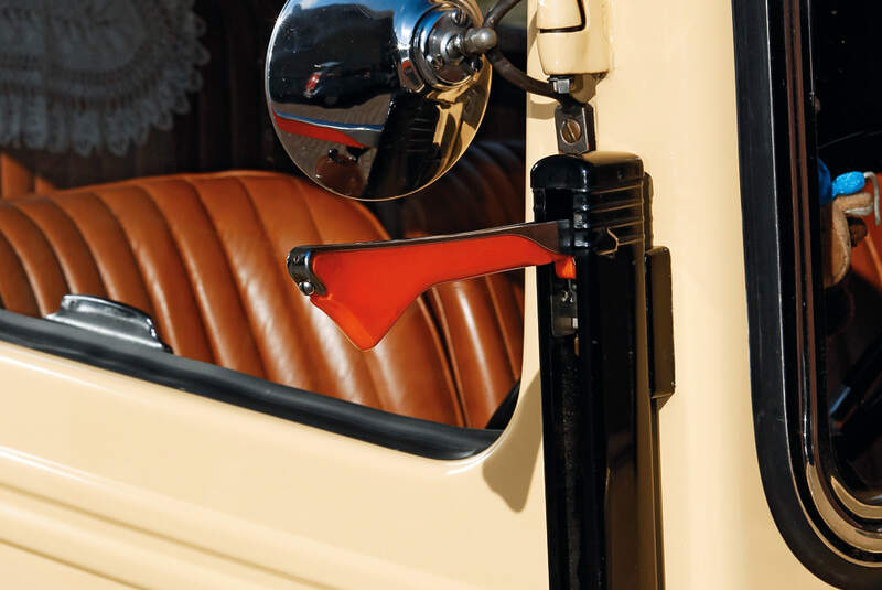 Morris Minor Saloon, Winker an der A-Säule, Detail