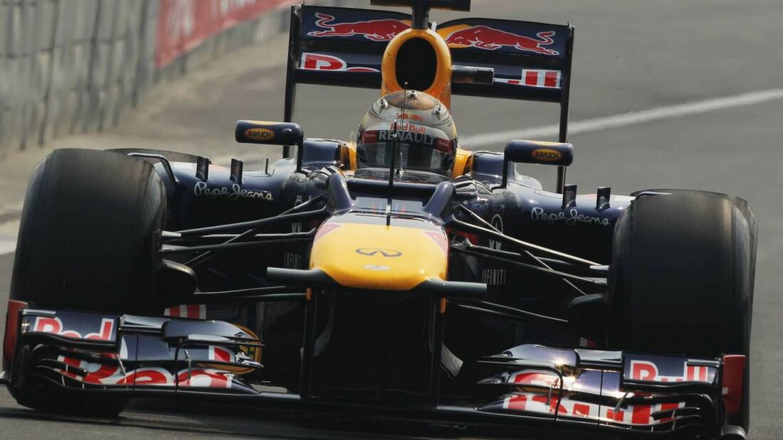 Motor Racing - Formula One World Championship - Indian Grand Prix - Qualifying Day - New Delhi, India