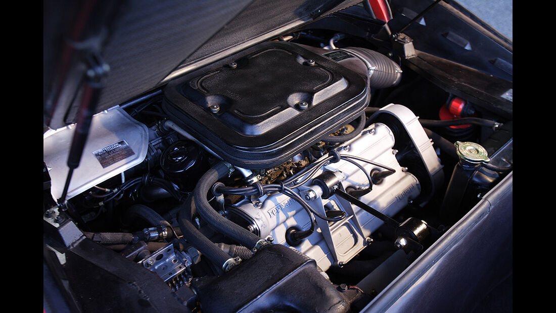 Motorraum mit V8 des Ferrari 308 GTB