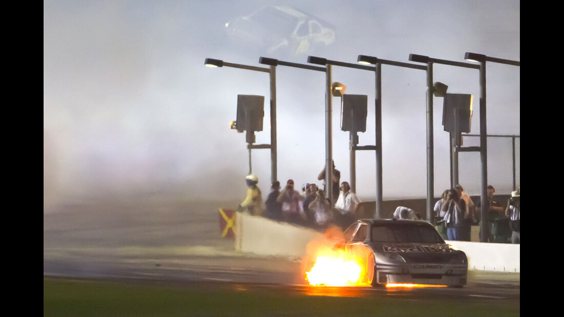 NASCAR - Speed on Fire