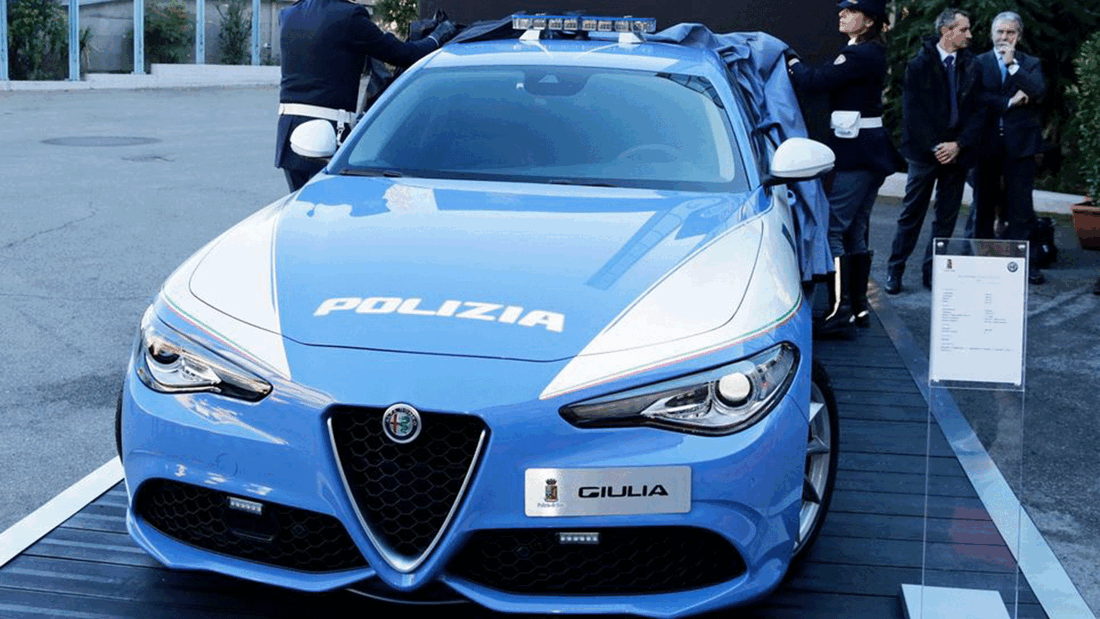 Neue Alfa Romeo Giulia im Polizei-Design