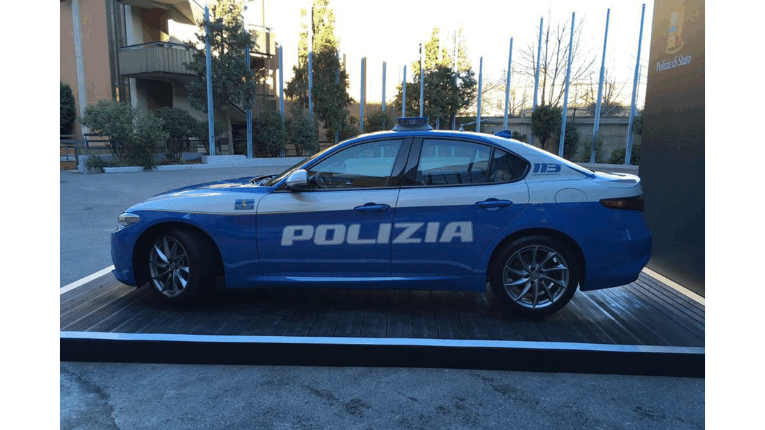 Neue Alfa Romeo Giulia im Polizei-Design