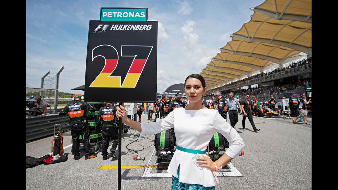 Nico Hülkenberg - Grid Girl - GP Malaysia 2015