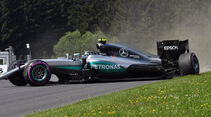 Nico Rosberg - Crash - Mercedes - Formel 1 - GP Österreich - 2. Juli 2016