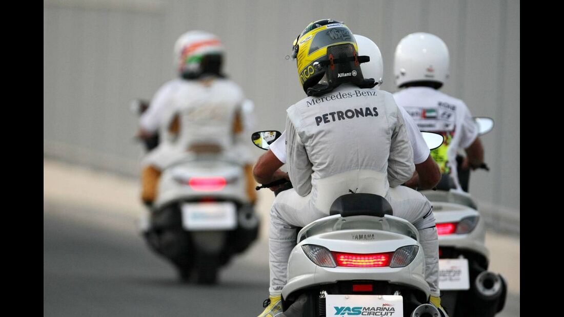 Nico Rosberg Narain Karthikeyan  - Formel 1 - GP Abu Dhabi - 04. November 2012