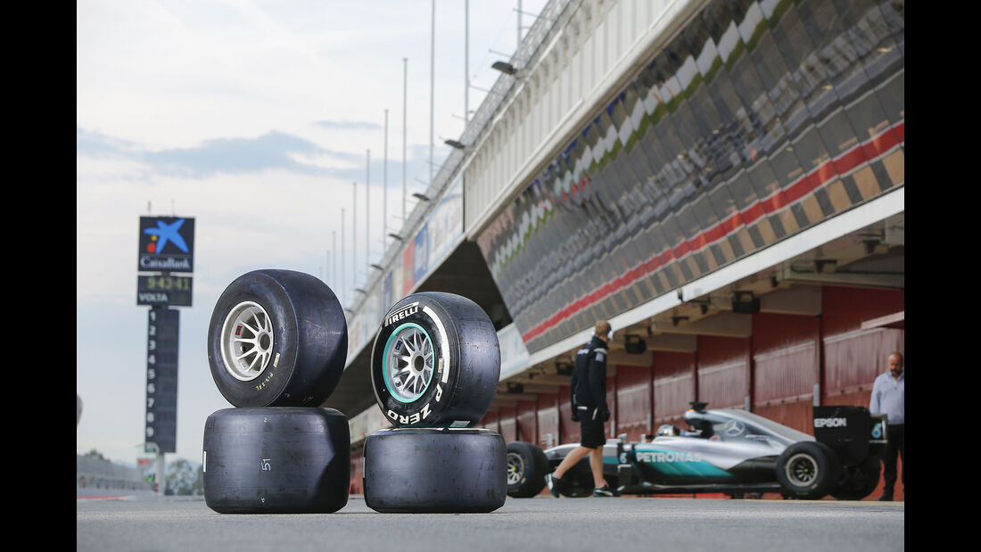 Nico Rosberg - Pirelli 2017er Reifen-Test - Barcelona - Oktober 2016