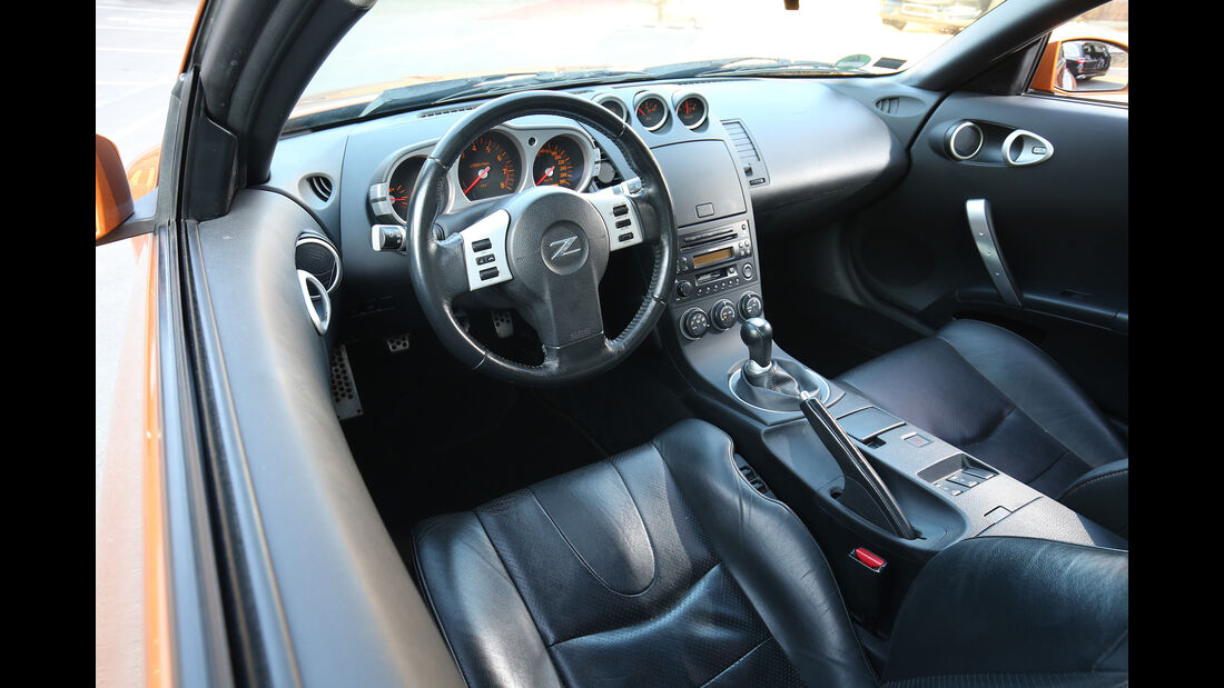 Nissan 350Z, Interieur