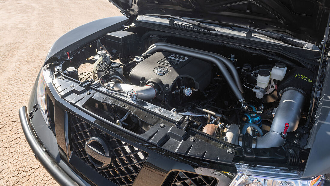 Nissan Frontier Desert Runner