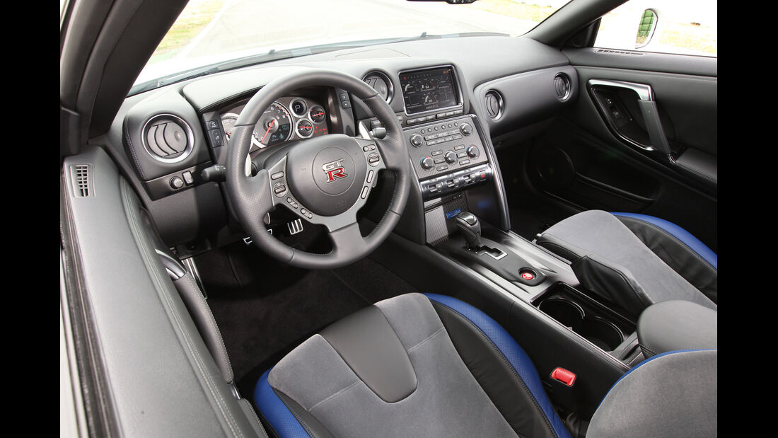 Nissan GT-R, Cockpit, Lenkrad