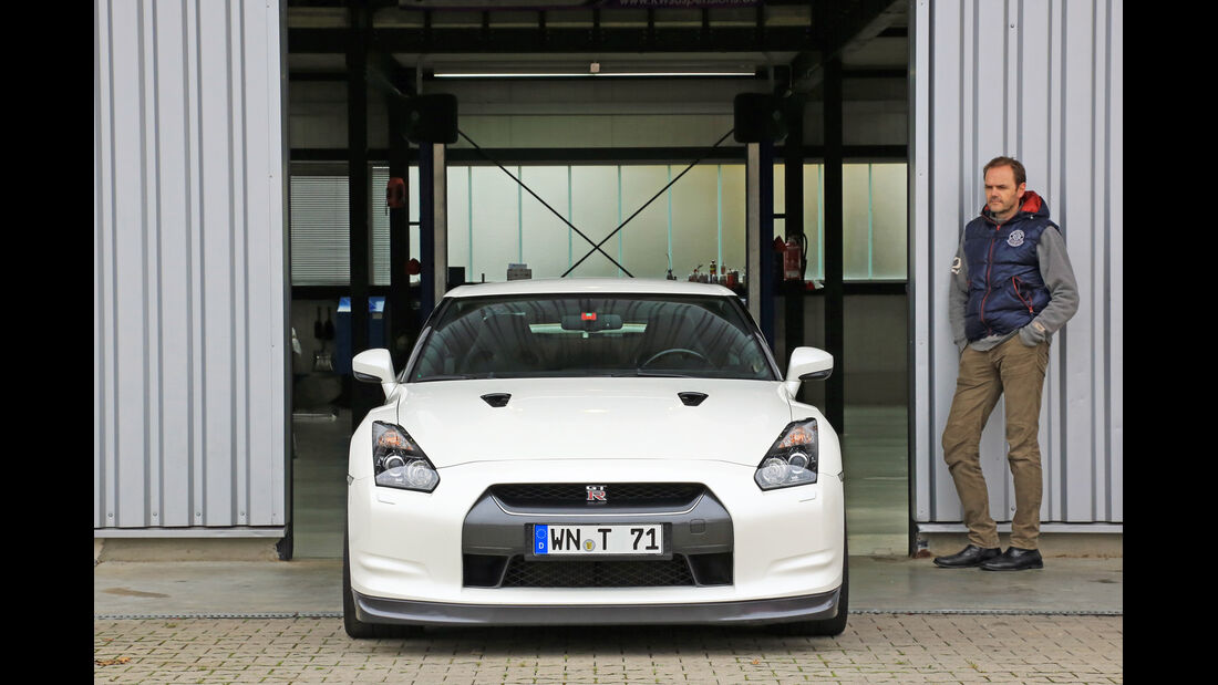 Nissan GT-R, Frontansicht