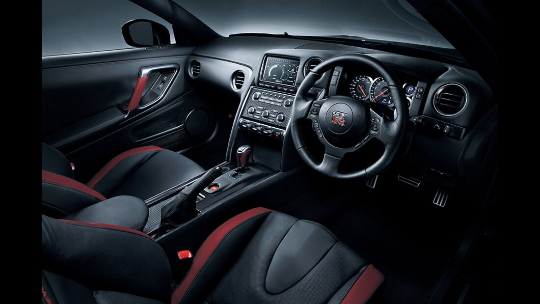 Nissan GT-R Modelljahr 2011, Innenraum