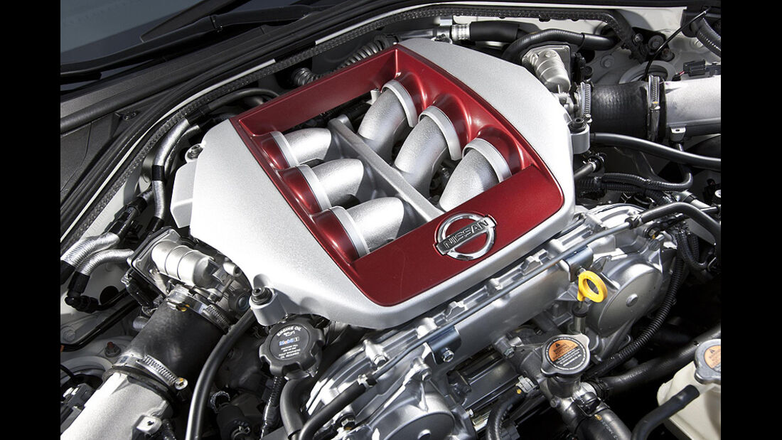 Nissan GT-R Modelljahr 2011, Motor