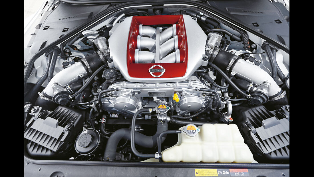 Nissan GT-R, Motor