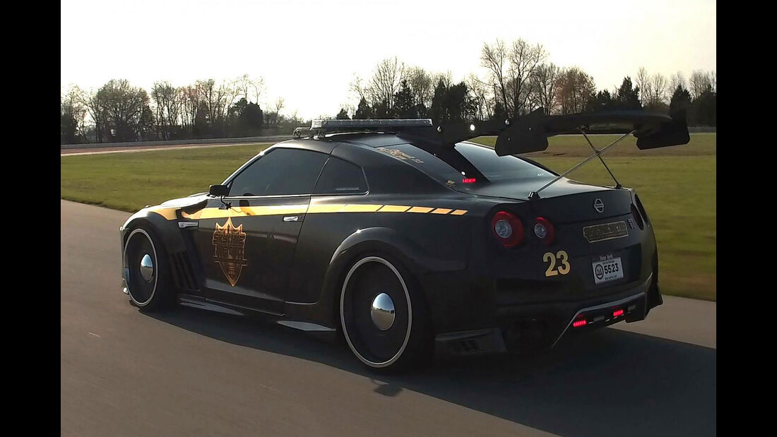 Nissan GT-R Police Pursuit