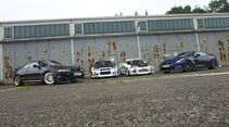 Nissan GT-R, verschiedene Modelle, Parkplatz