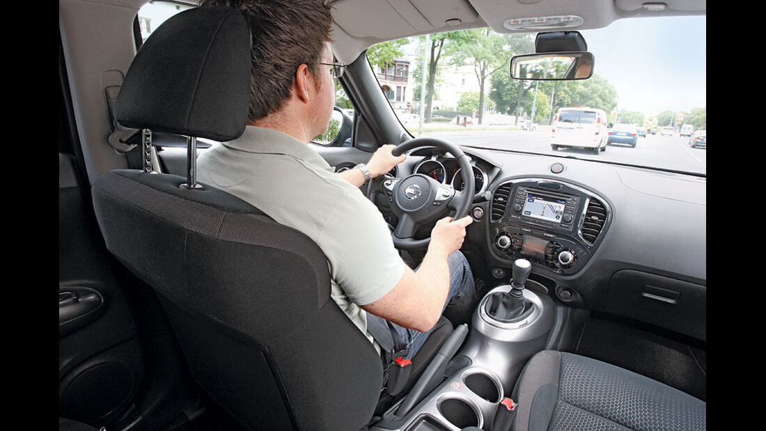 Nissan Juke, Innenraum, Cockpit