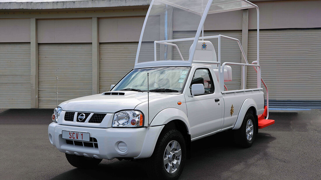 Nissan NP300 Popemobile, Papst, Papamobil