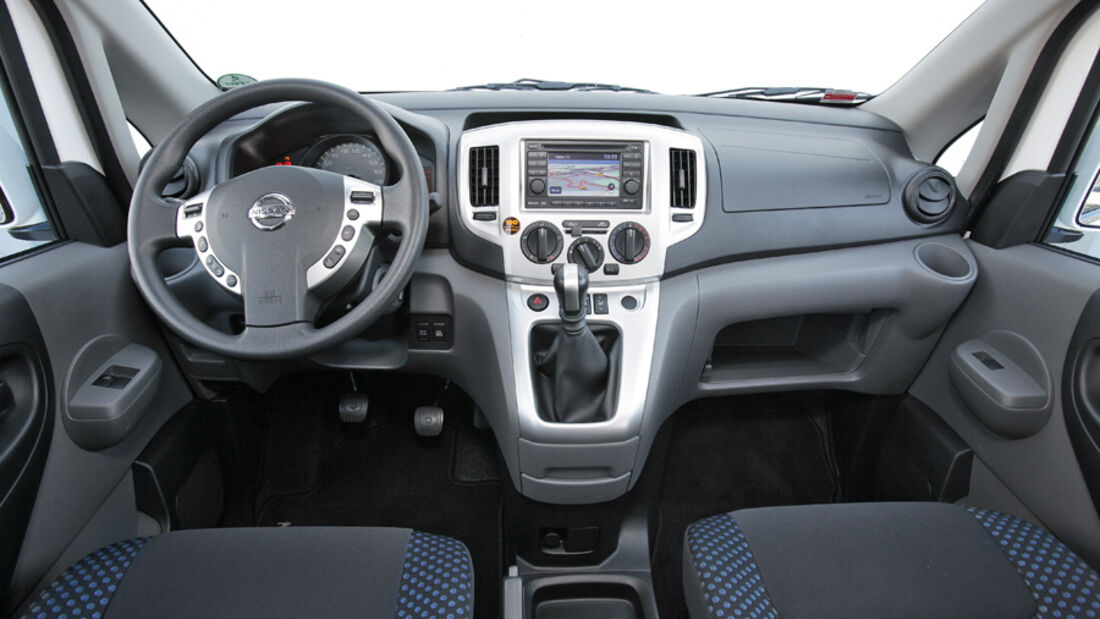 Nissan NV 200 Evalia dCi 110, Cockpit