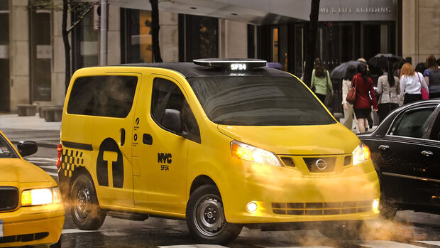 Nissan NV200 Taxi New York 2013