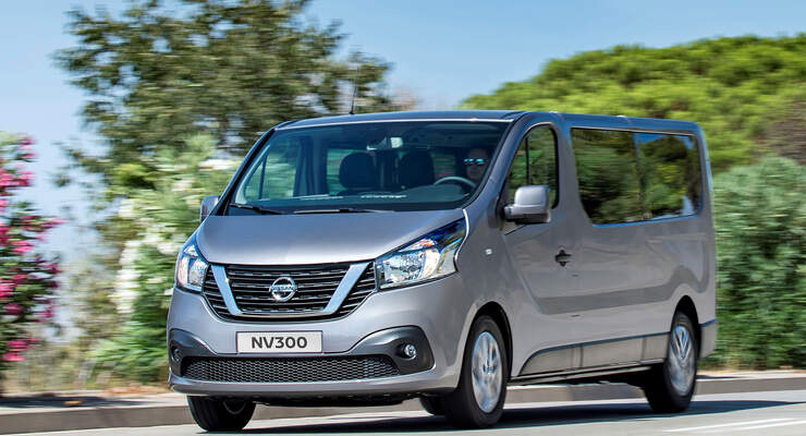 Nissan NV300 Schriftzug