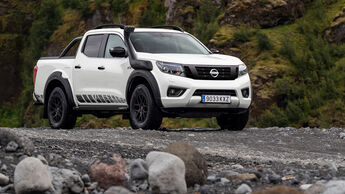 Nissan Navara Offroader AT32